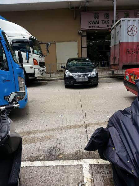 圖片來源：Chin Siu Hui小心駕駛（討論別人駕駛態度）