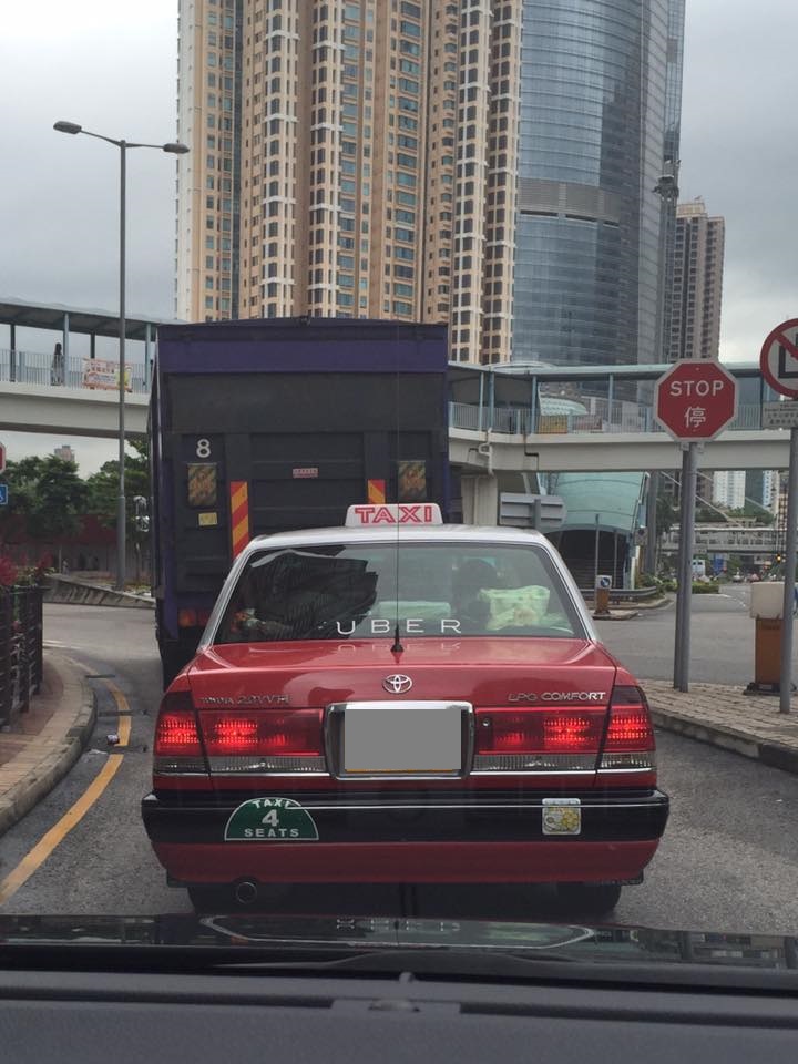 圖片來源:Eddie Chan/小心駕駛(討論別人駕駛態度)