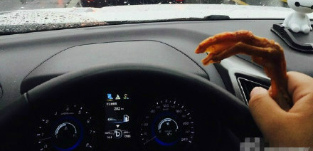 圖片來源:作家苗千語