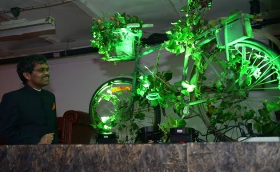 圖片來源:satyaroland/facebook