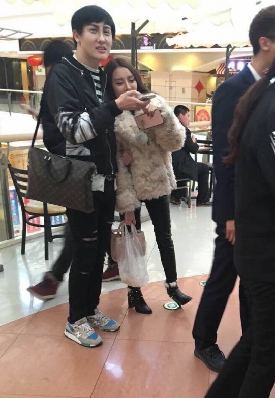 圖片來源：揭秘那些破事儿/微博