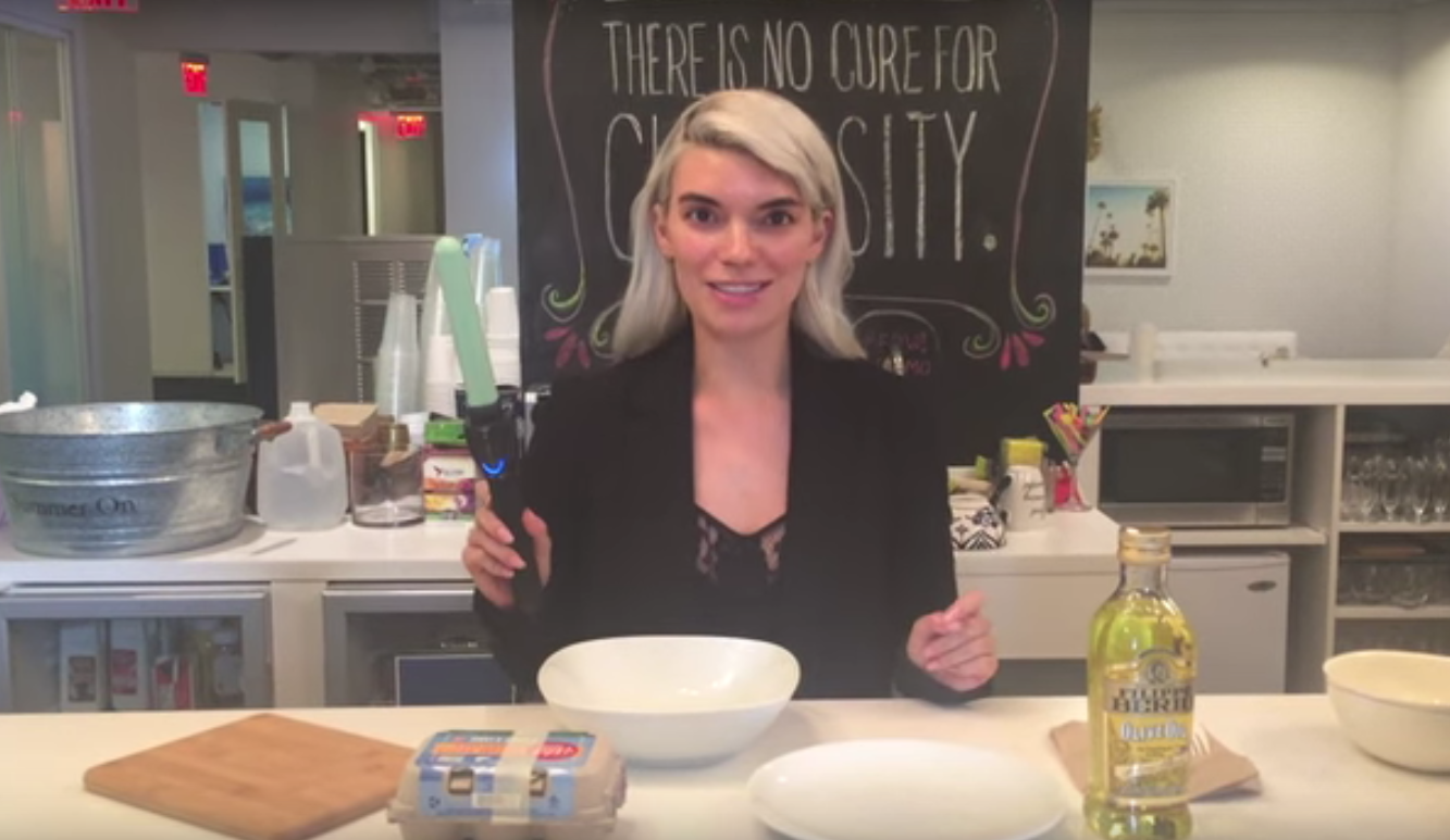 圖片來源：Cosmopolitan/YouTube