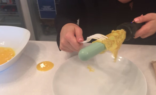 圖片來源：Cosmopolitan/YouTube