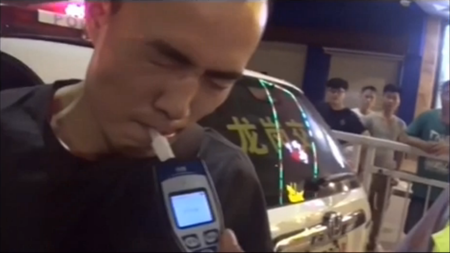 圖片來源：深圳交警/秒拍