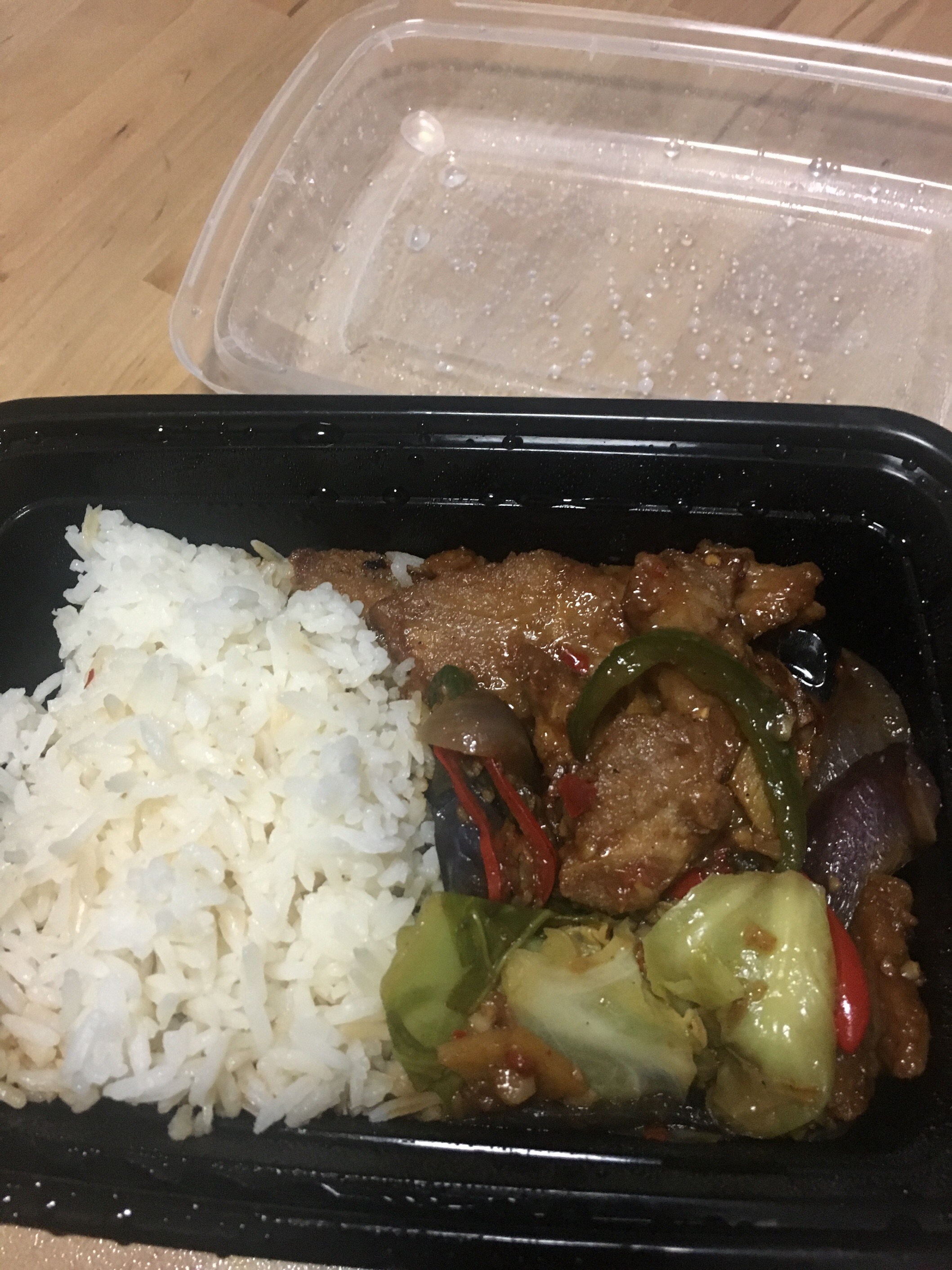 圖片來源:暗黑央莉/香港討論區