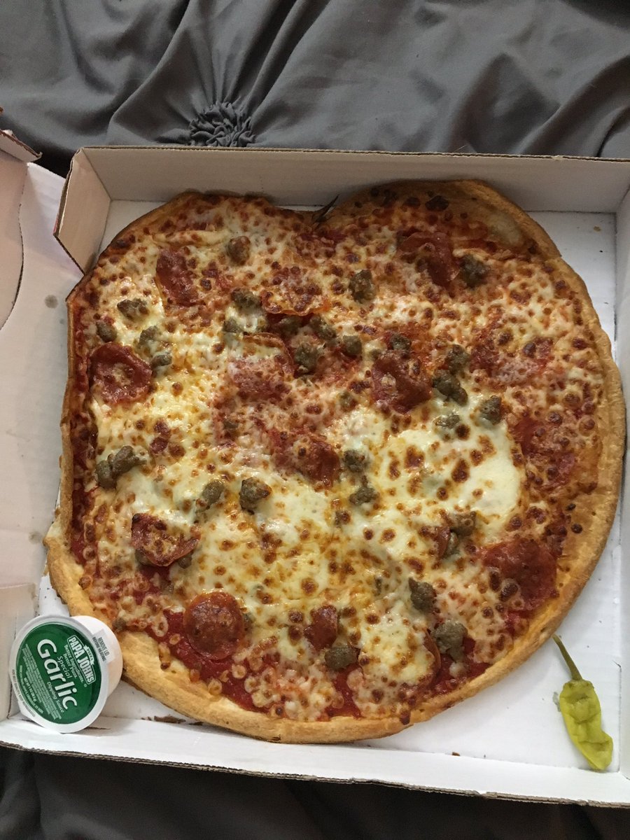 圖片來源：RValentinee／twitter