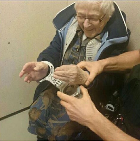 圖片來源：politienijmegenzuid／Facebook