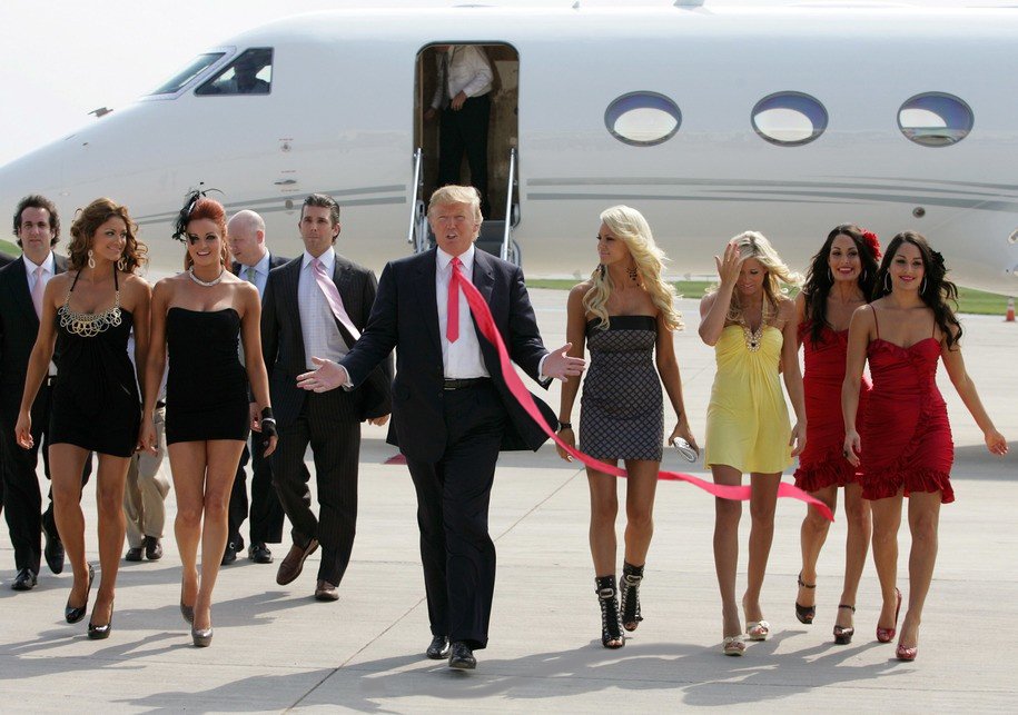 圖片來源： trumpsties／twitter
