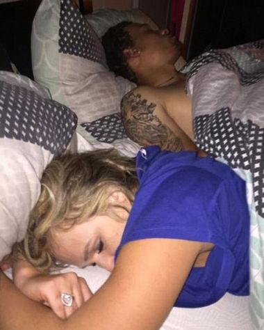 圖片來源：Duston Holloway／Facebook