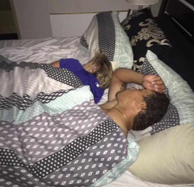 圖片來源：Duston Holloway／Facebook