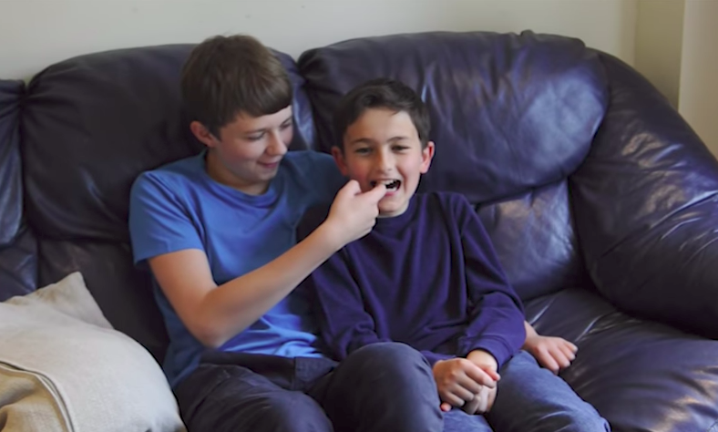 圖片來源:Caters TV/YouTube